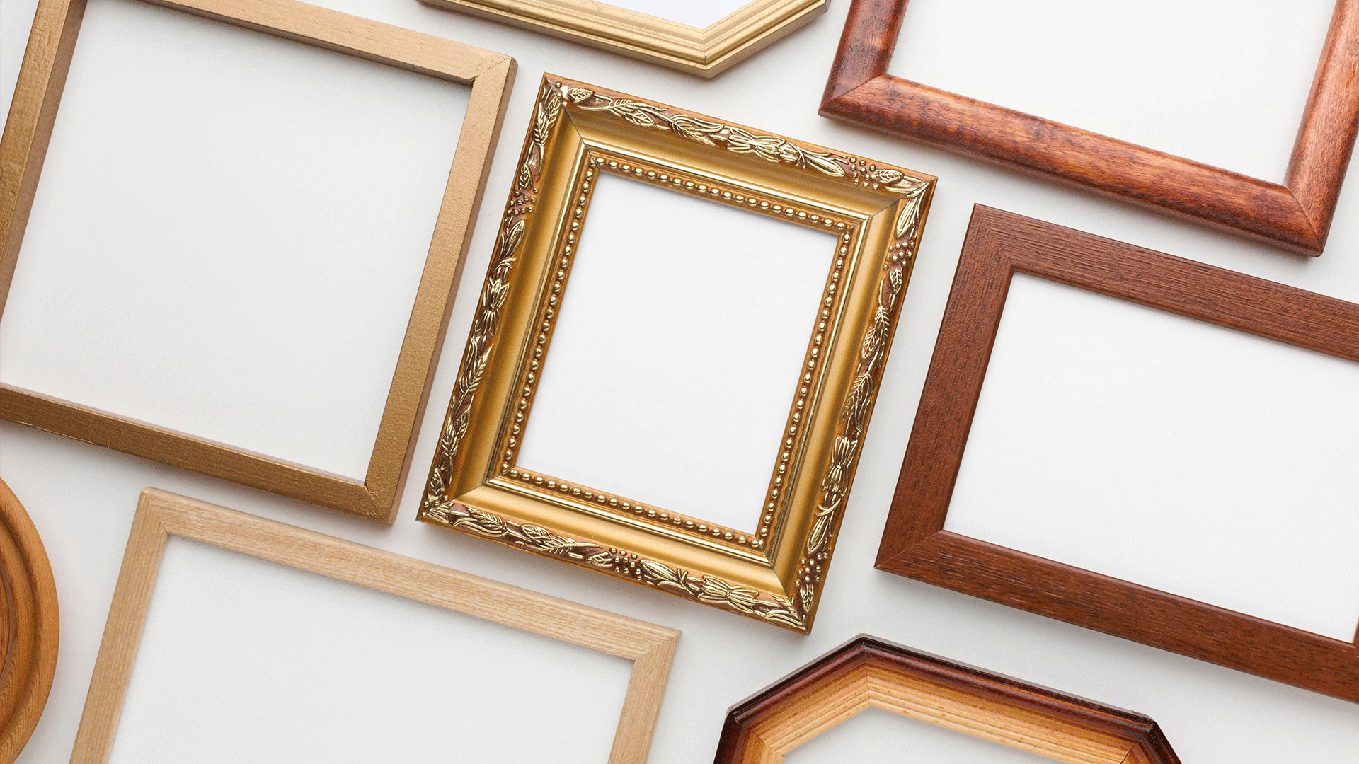 Consejos para Usar Espejos y Cuadros como Elementos Decorativos